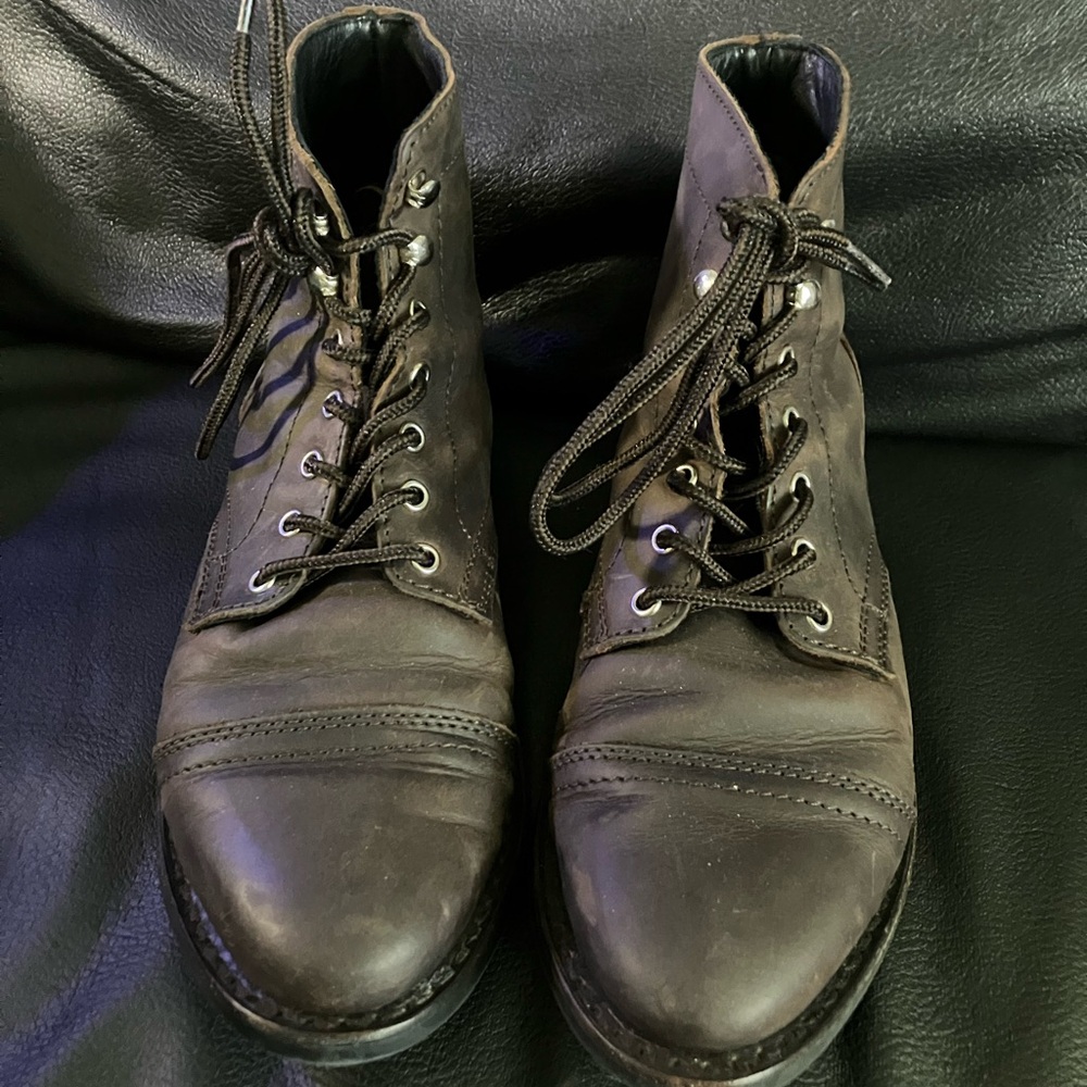 Thursday WOMEN’s Captain Rugged and Resilient (Tobacco) Sz 8